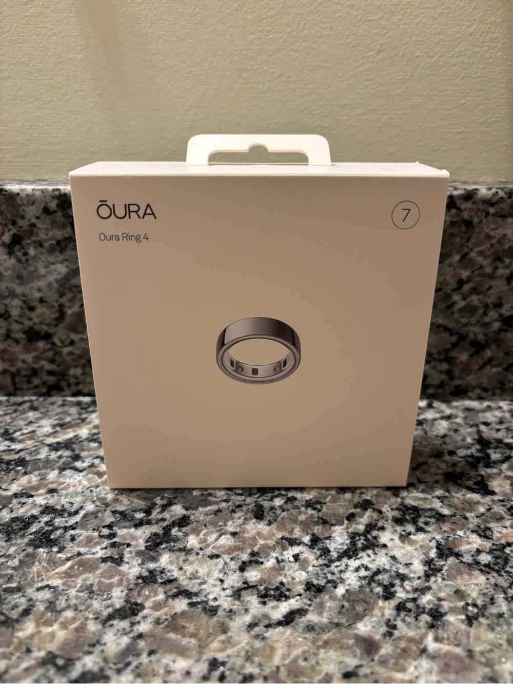 Oura Ring 4 Size 7 - Silver